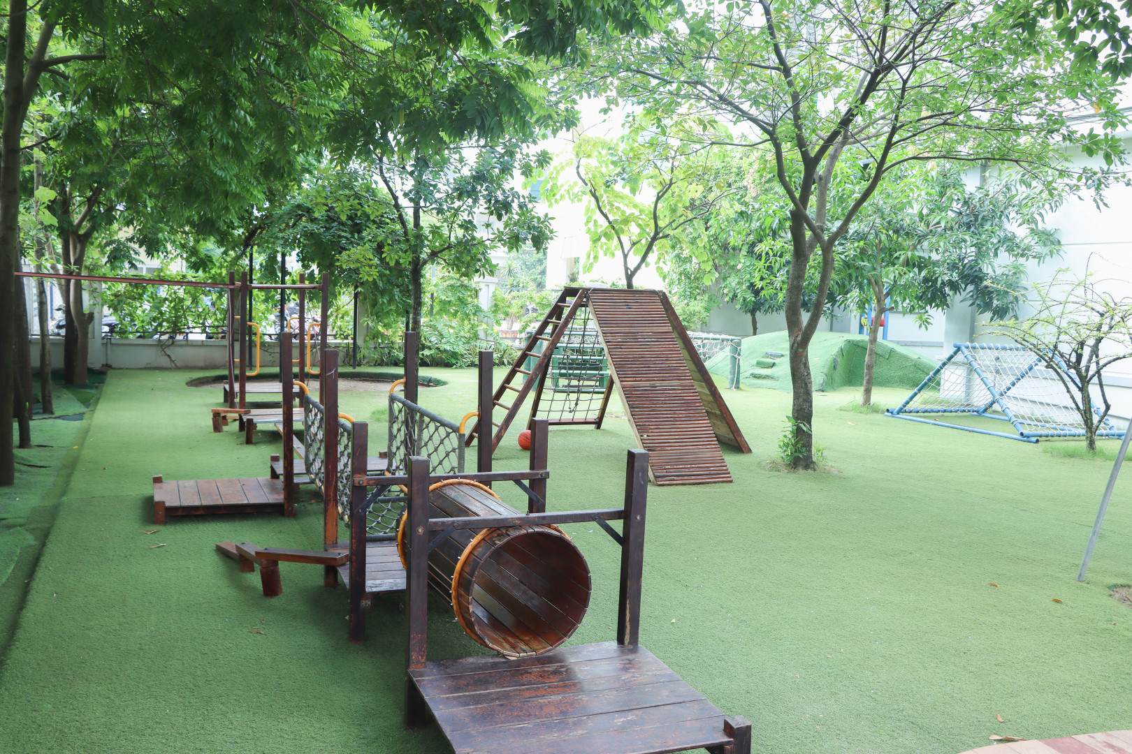 Sân chơi Playground